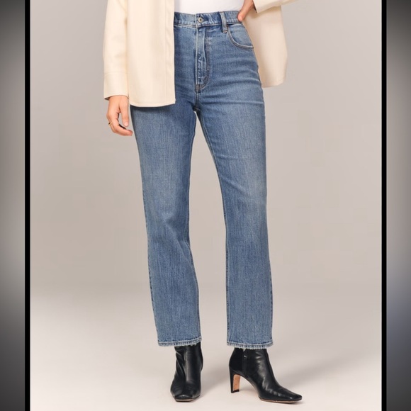 Abercrombie & Fitch Curve Love Ultra High Rise 90s Straight Jeans 0 - Picture 1 of 10